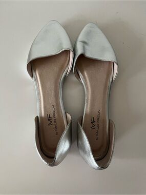 Maud Frizon silver flats
